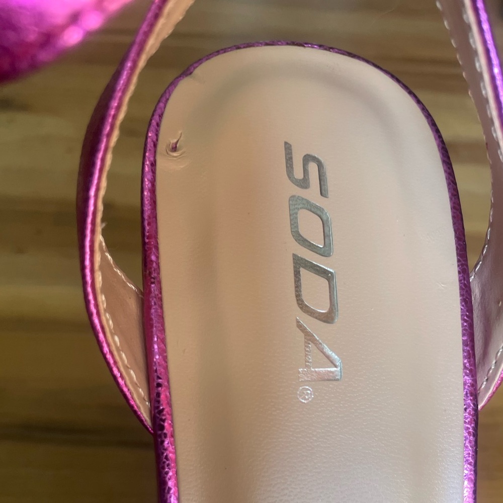 Soda Y2k Metallic Fuchsia Platform Chunky Heel Sz… - image 8